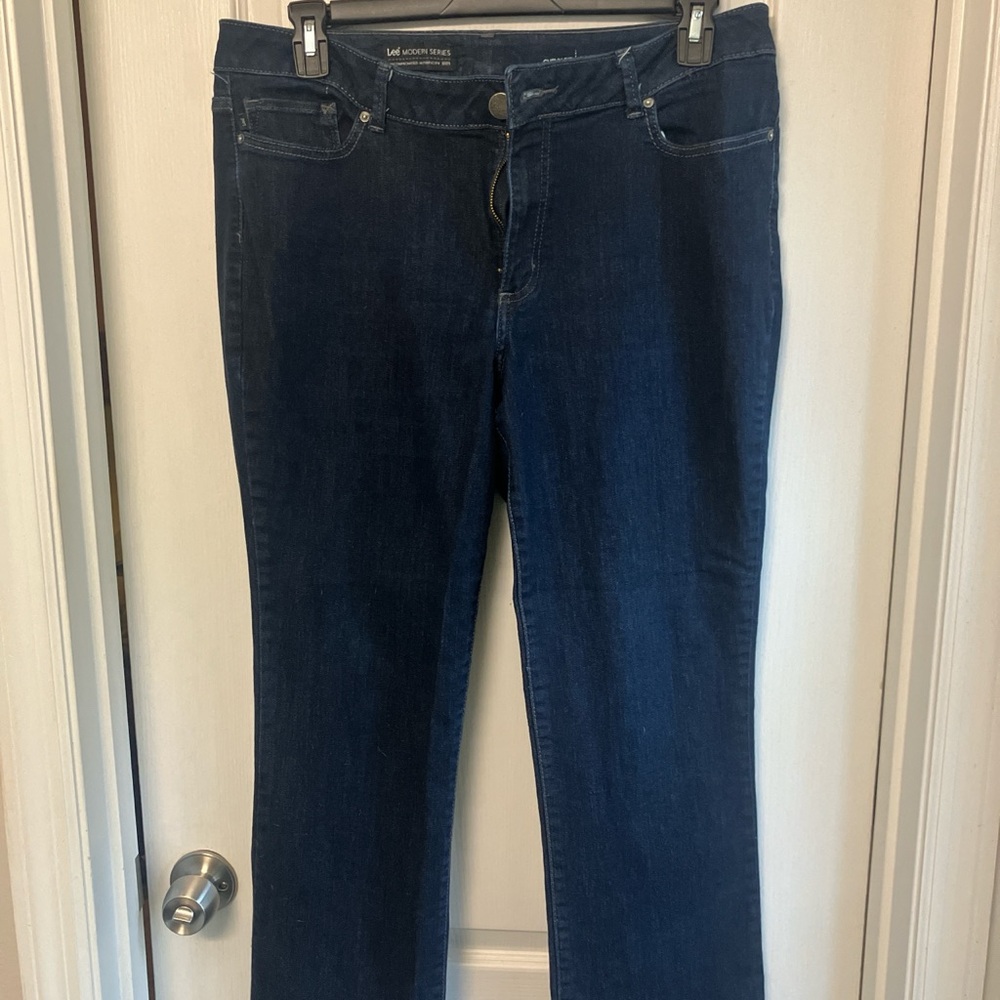 LEE Modern Series Curvy Fit Bootcut dark wash jeans maybe size 10?